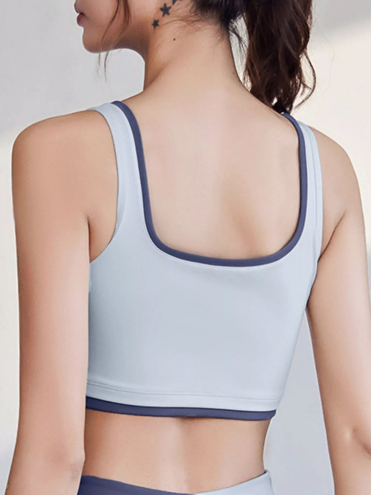 Contrast-Trim Scoop-Neck Sports Bra