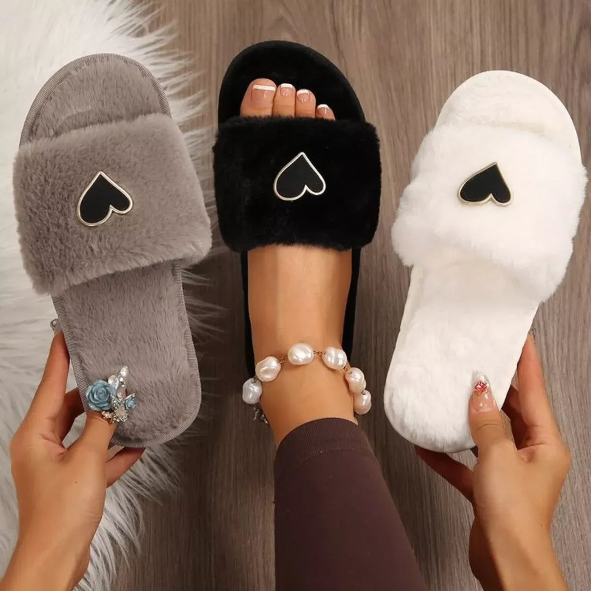Heart Open-Toe Faux Fur Slippers — photo 1