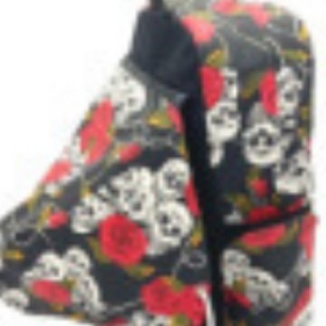 Skull & Rose Hooded Canvas Backpack – Women's Retro Gothic Travel Bag