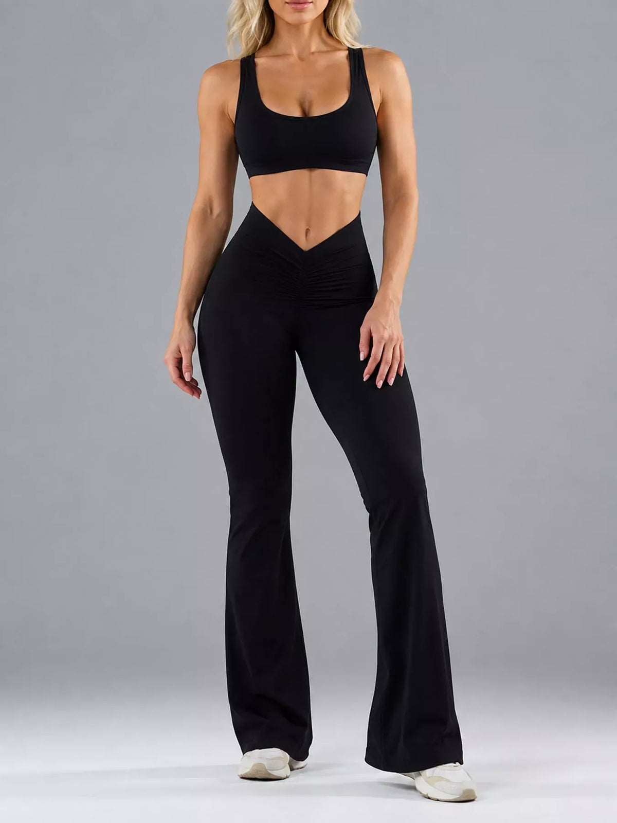 Seamless Scoop-Neck Flared Active Jumpsuit — photo 18