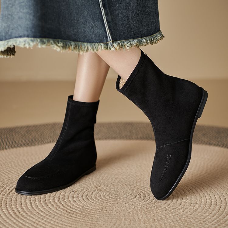 Women's Fleece-Lined Suede Ankle Boots - Warm Winter Low Heel Round Toe Boots