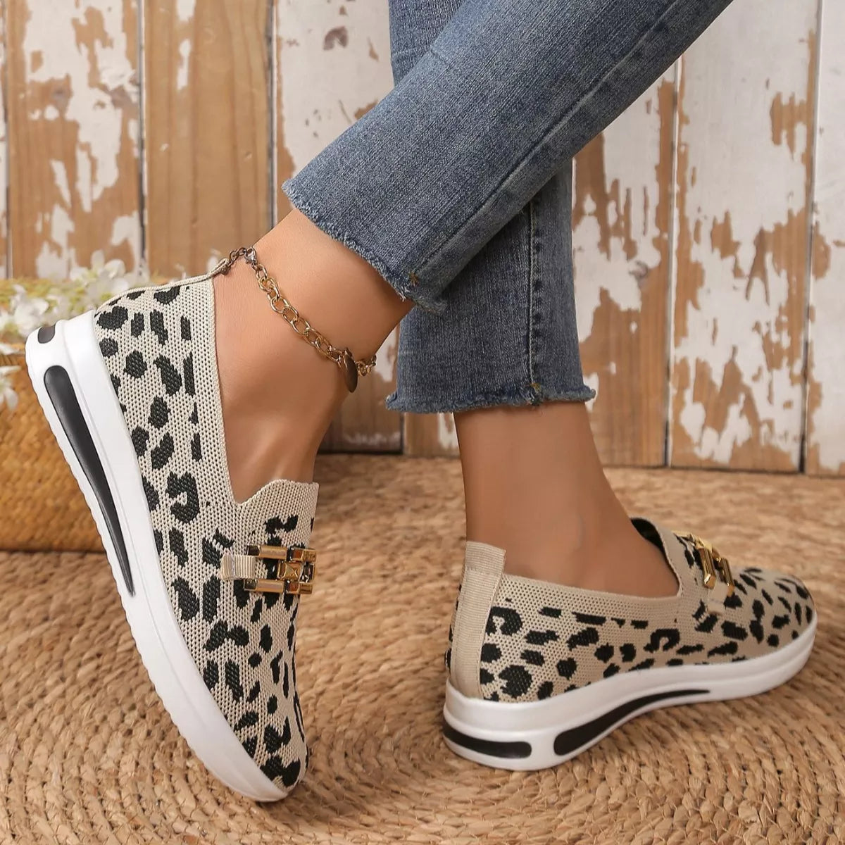Women's Leopard Print Round Toe Slip-On Flats | Breathable Mesh Casual Shoes