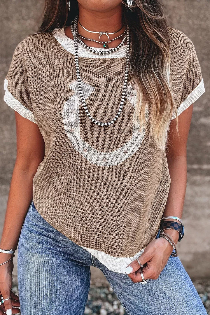 Horse Shoe Pattern Contrast Trim Short-Sleeve Sweater