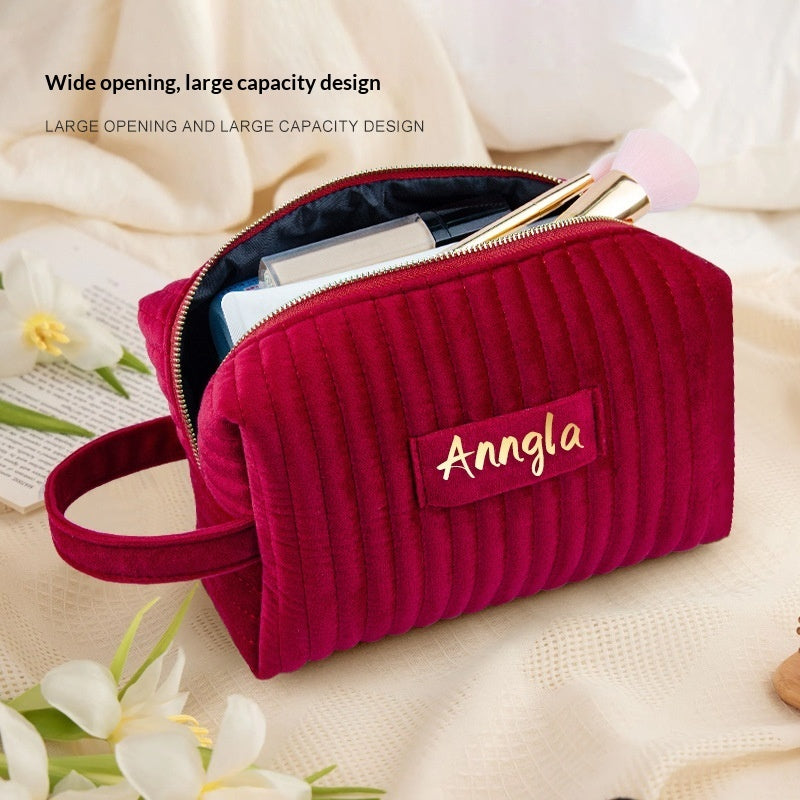 Velvet Large-Capacity Makeup Organizer Bag – Portable Travel Cosmetics Bag
