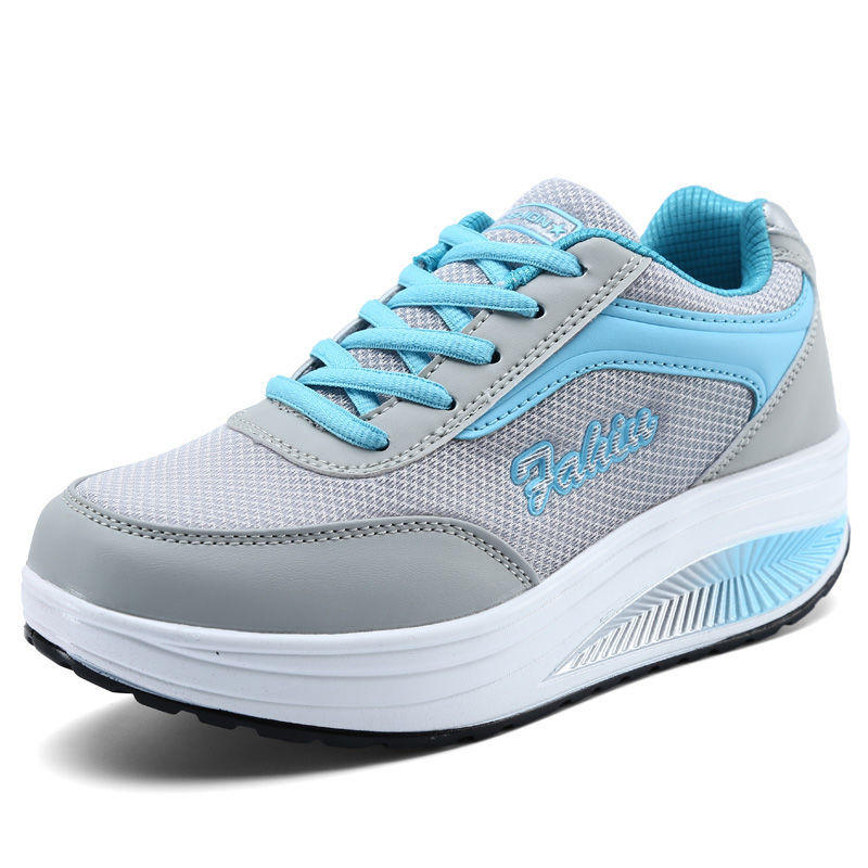 Heelless Mule Travel Shoes