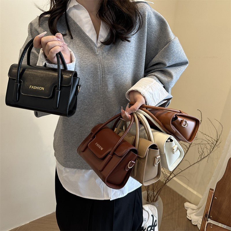 Women's Quilted PU Leather Crossbody Bag – Minimalist Streetwear Style