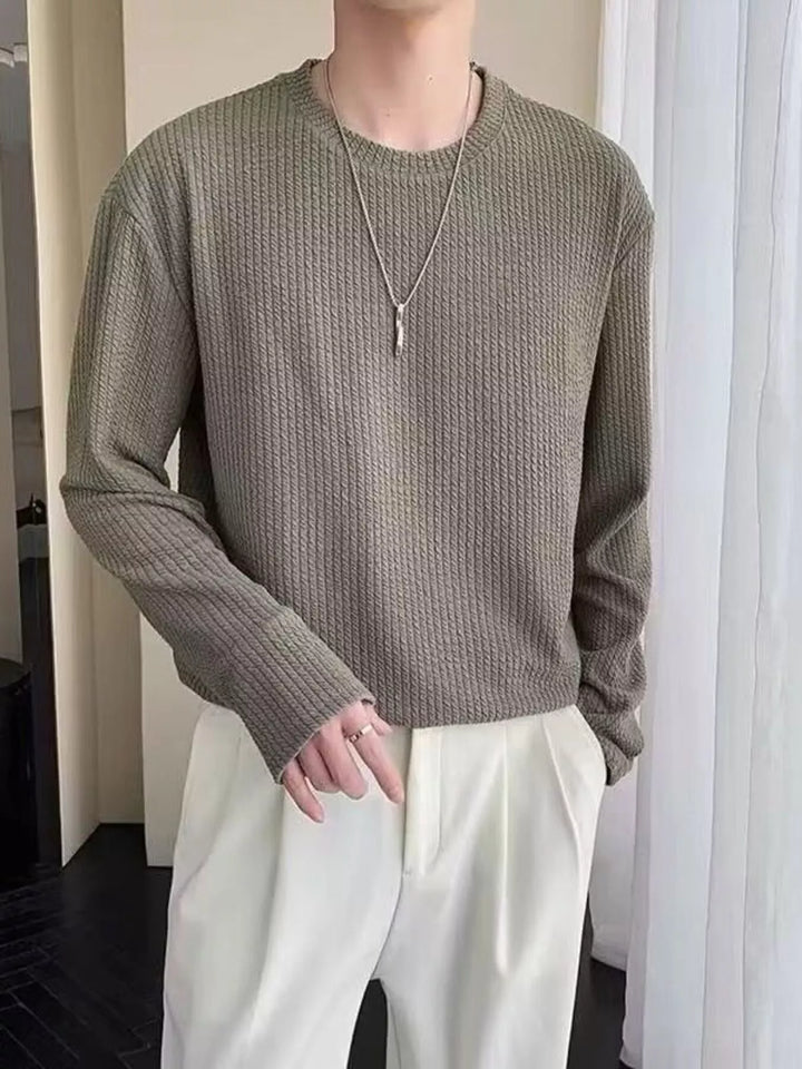 Men’s waffle-knit ribbed long-sleeve T-shirt.