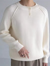 Men's ribbed raglan Henley knit top in white