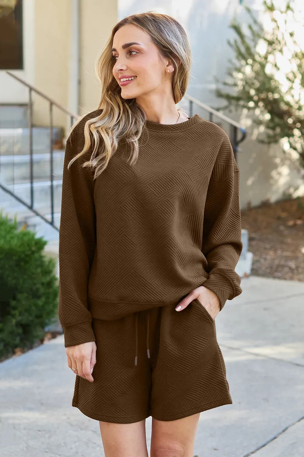 Double Take Textured Top & Drawstring Shorts Set — photo 4