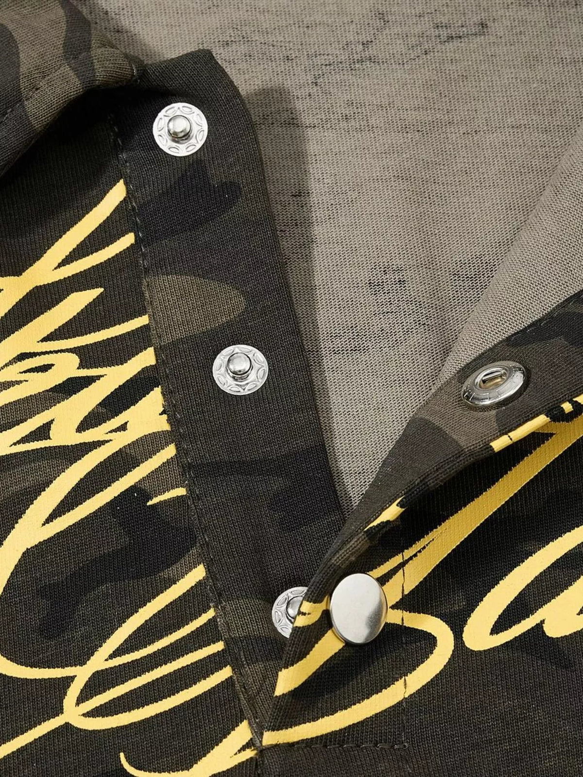 Men's Script Graphic Polo