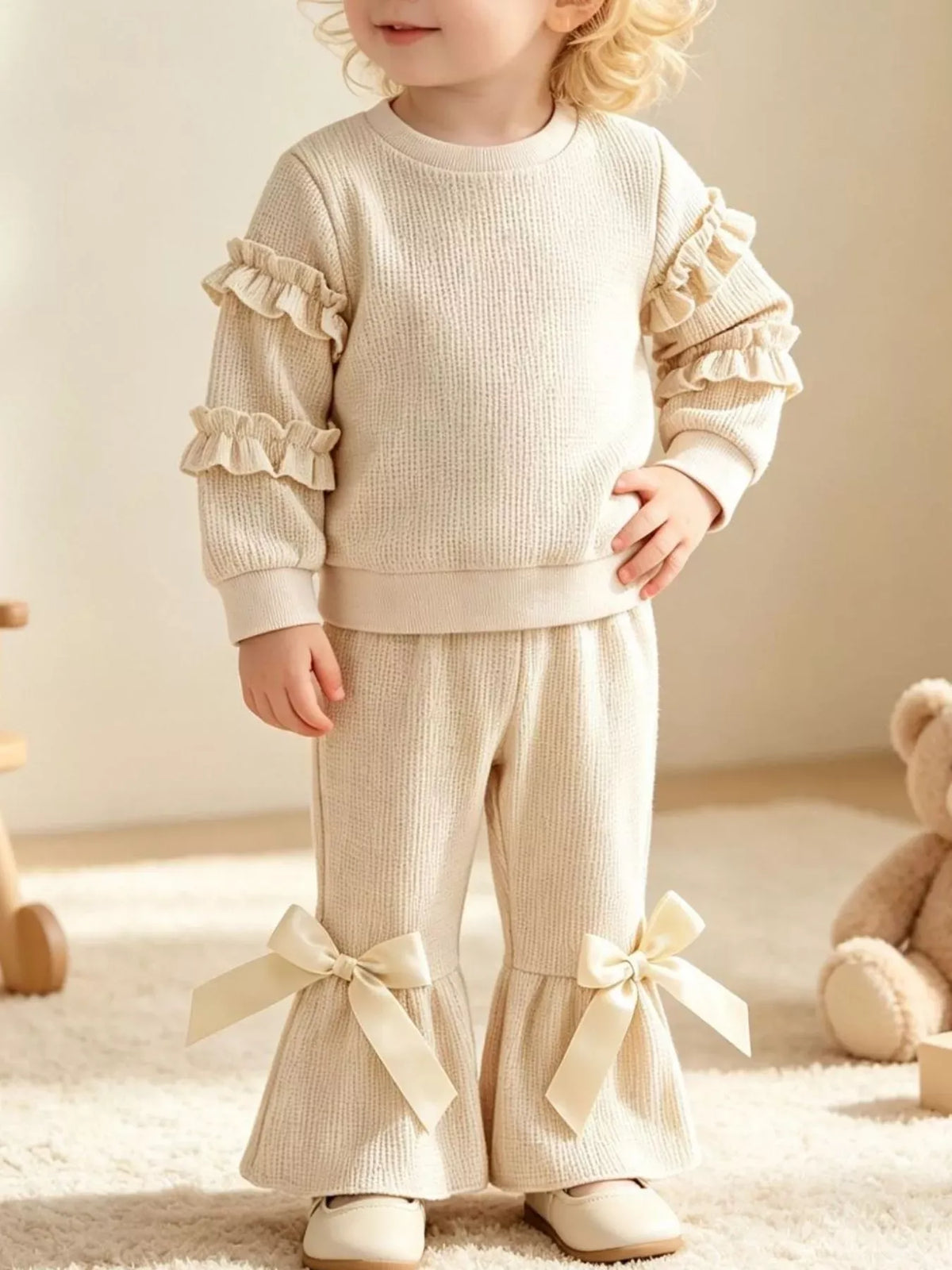 Girls' Ruffle-Sleeve Top & Bow Flare Pants Set — photo 1