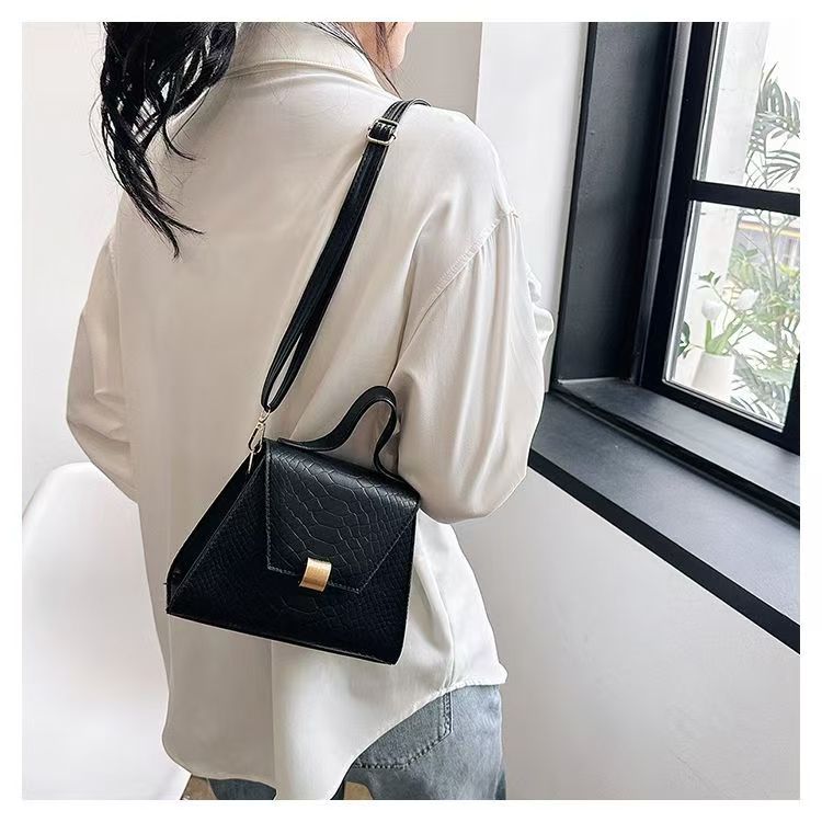 Women's PU Leather Crossbody Shoulder Bag – Casual Square Handbag with Adjustable Strap
