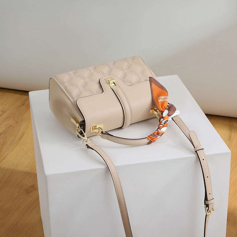 Large-Capacity Textured Tote Crossbody Bag – Structured Everyday Shoulder Bag