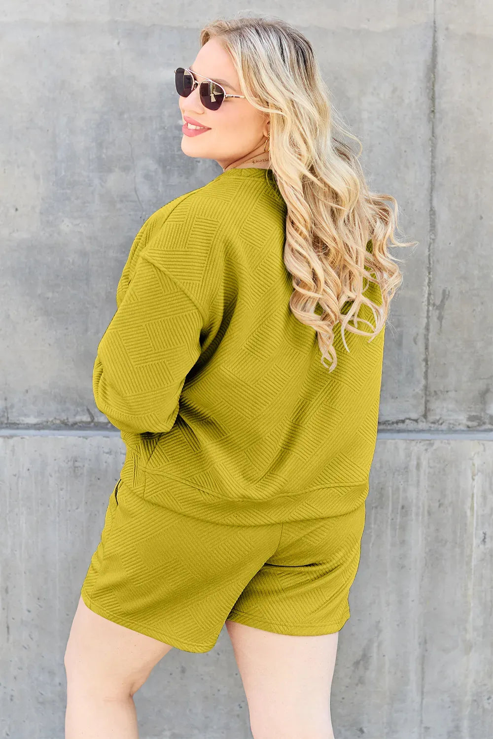 Double Take Textured Top & Drawstring Shorts Set — photo 27