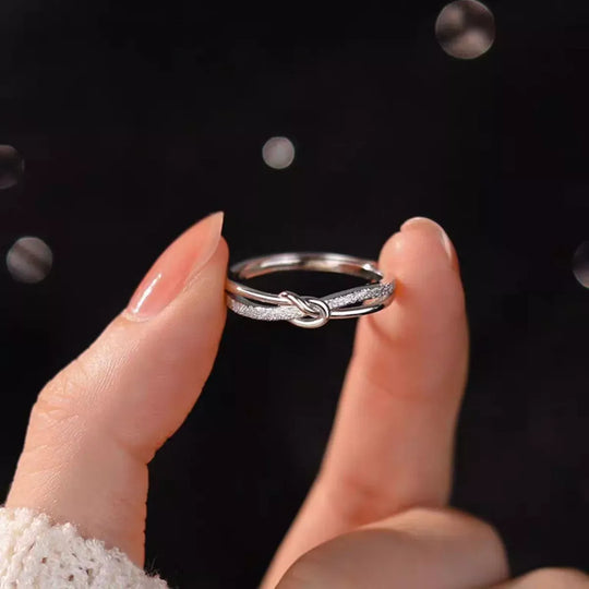 Another view: 925 Sterling Silver Knot Ring