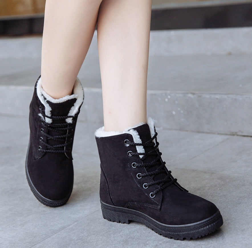 Women's Plush Snow Boots | Flat Heel Waterproof Casual Winter Boots