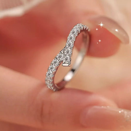 Another view: 925 Sterling Silver Moissanite Geometric Ring