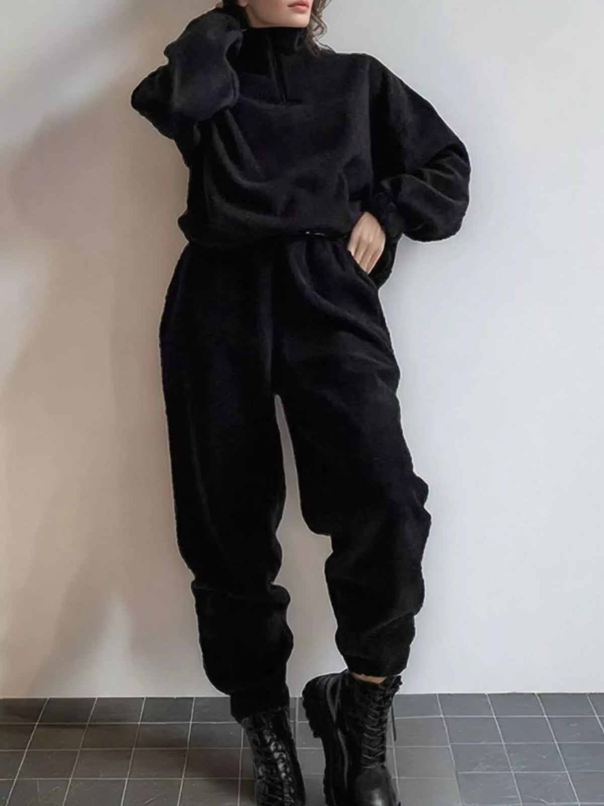 Women's Quarter Zip Sweatshirt and Pants Set — 2-Piece Matching Lounge Outfit