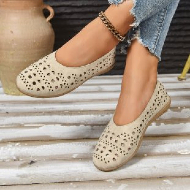 Women's Chunky Heel Pumps | Full-Grain Leather Wide-Fit Heels