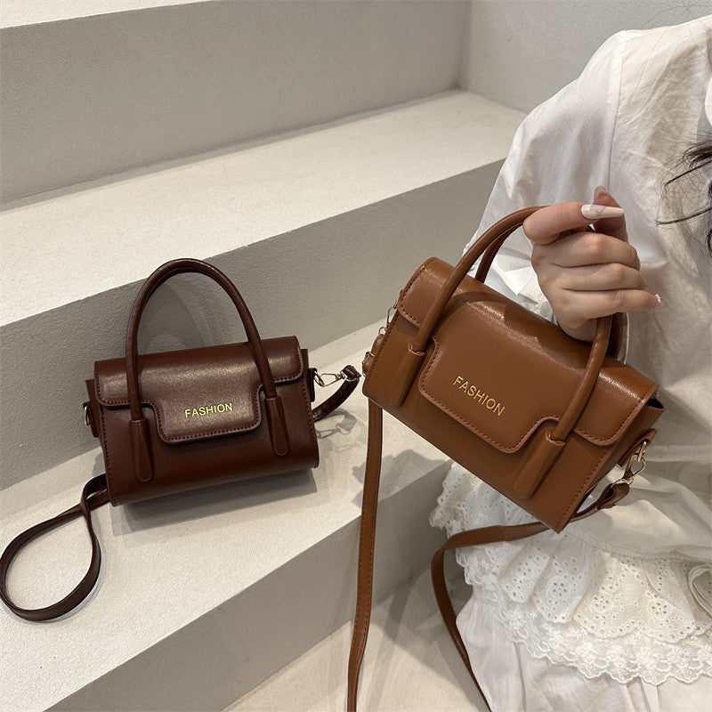 Women's Quilted PU Leather Crossbody Bag – Minimalist Streetwear Style