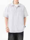Men’s relaxed short-sleeve button-up shirt