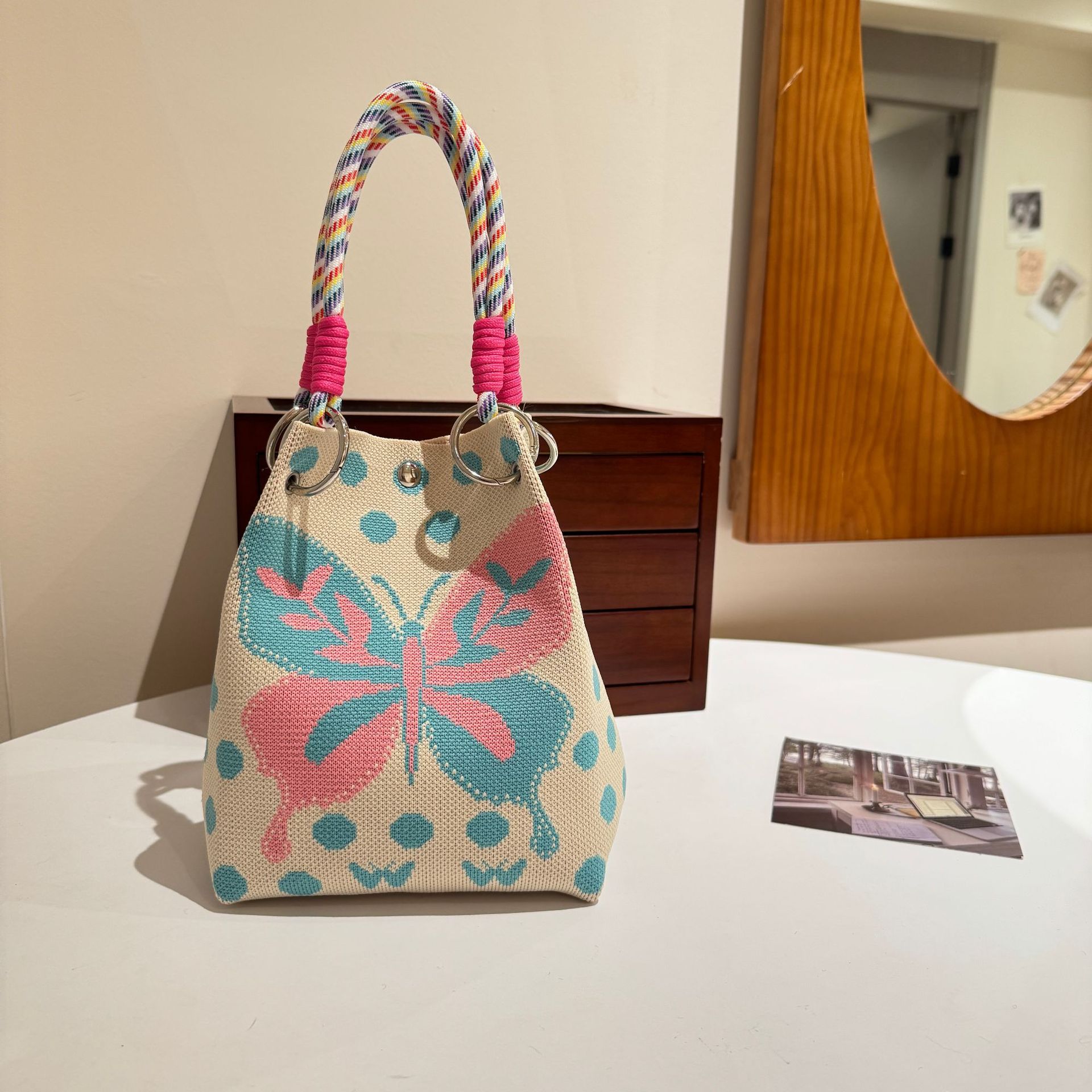 Women's Knitted Tote Bag - Large Capacity Magnetic Closure Bucket Bag