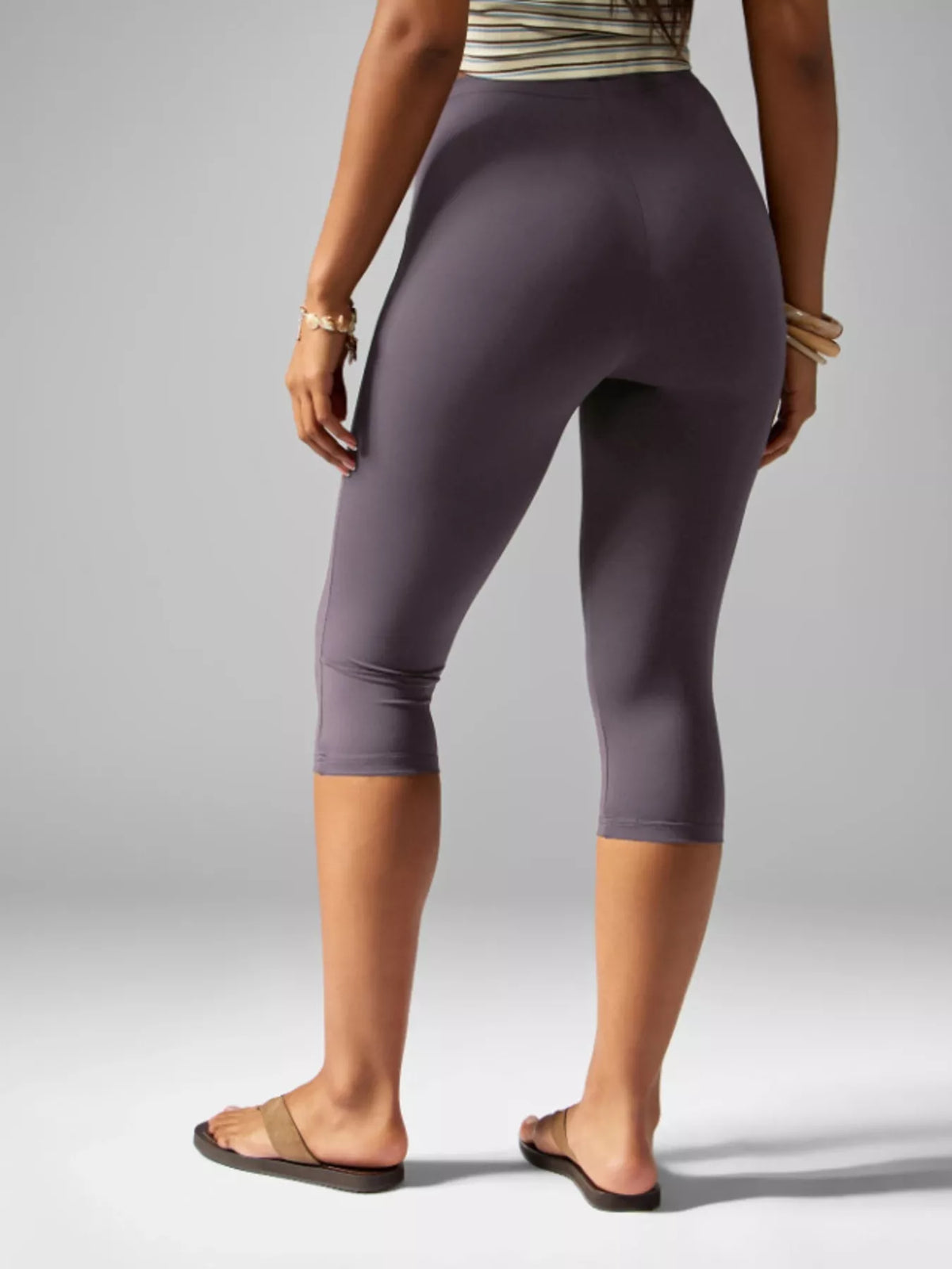High-Waisted Capri Active Leggings