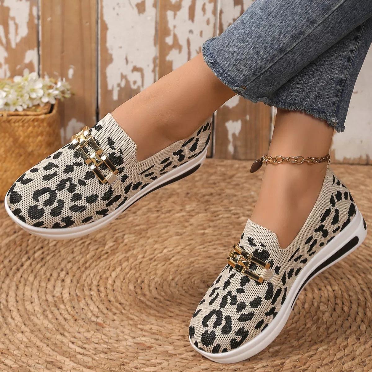 Women's Leopard Print Round Toe Slip-On Flats | Breathable Mesh Casual Shoes