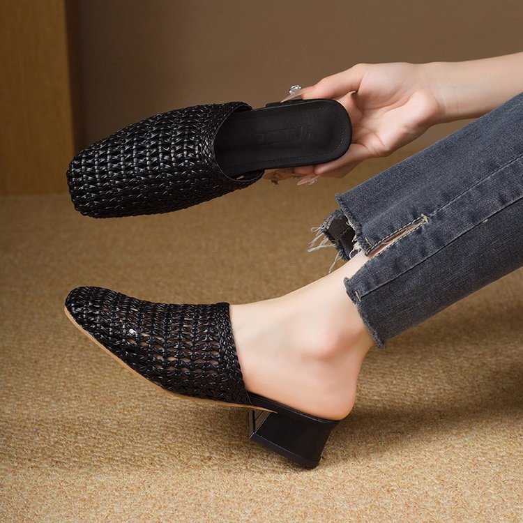 Women's Woven Square Toe Sandals - Casual Summer Flats with Synthetic Leather Upper