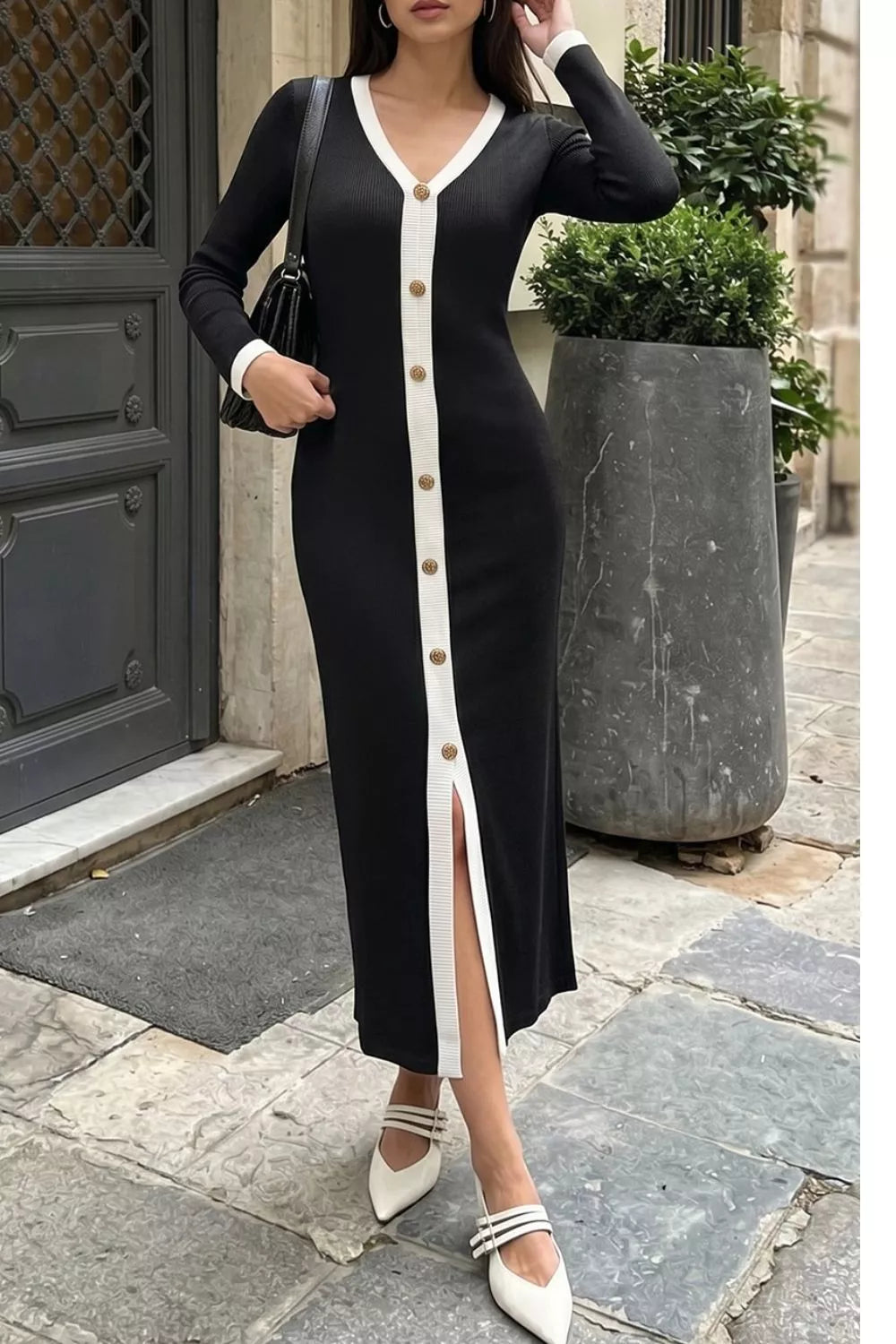 Black Contrast-Trim Buttoned Maxi Dress