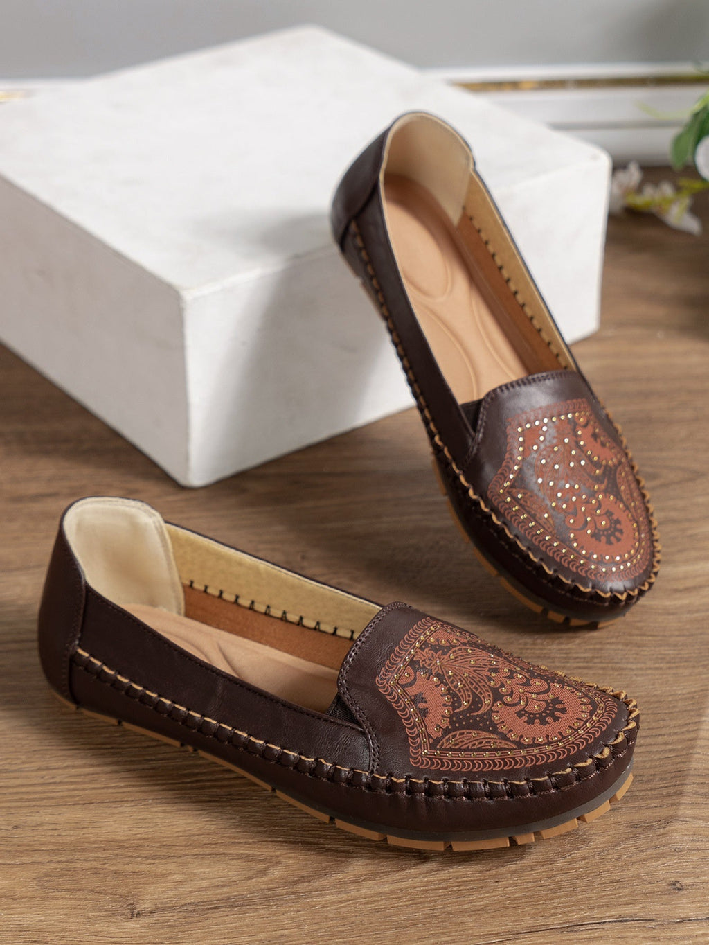 Women's Retro Flat Loafers | Vintage Slip-On Round Toe Shoes | PU Leather Everyday Flats