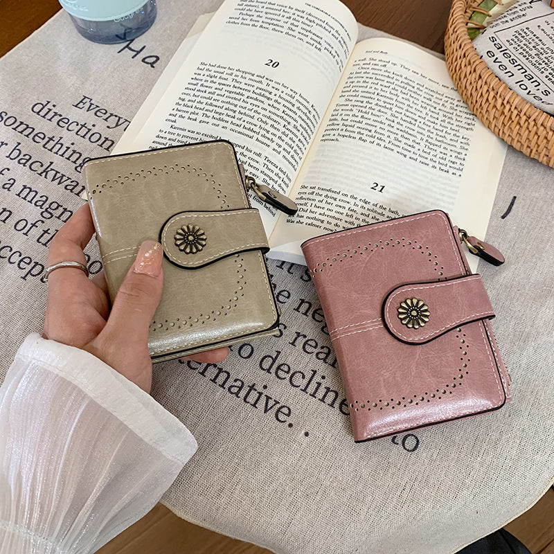 Women's Vintage Oil Leather Wallet - Floral Embossed Short Bifold with RFID Protection
