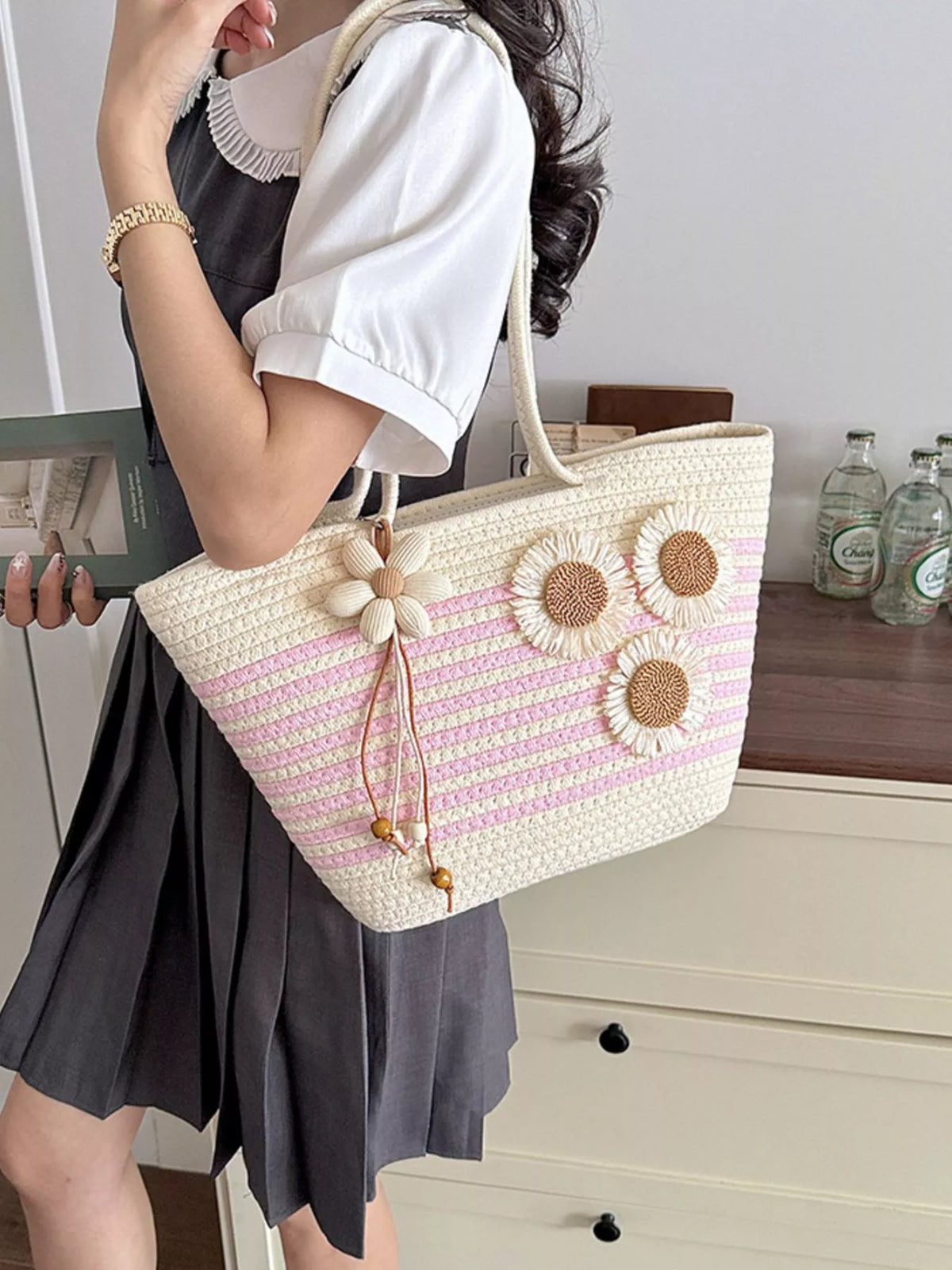 Pink Sunflower Straw-Woven Shoulder Bag