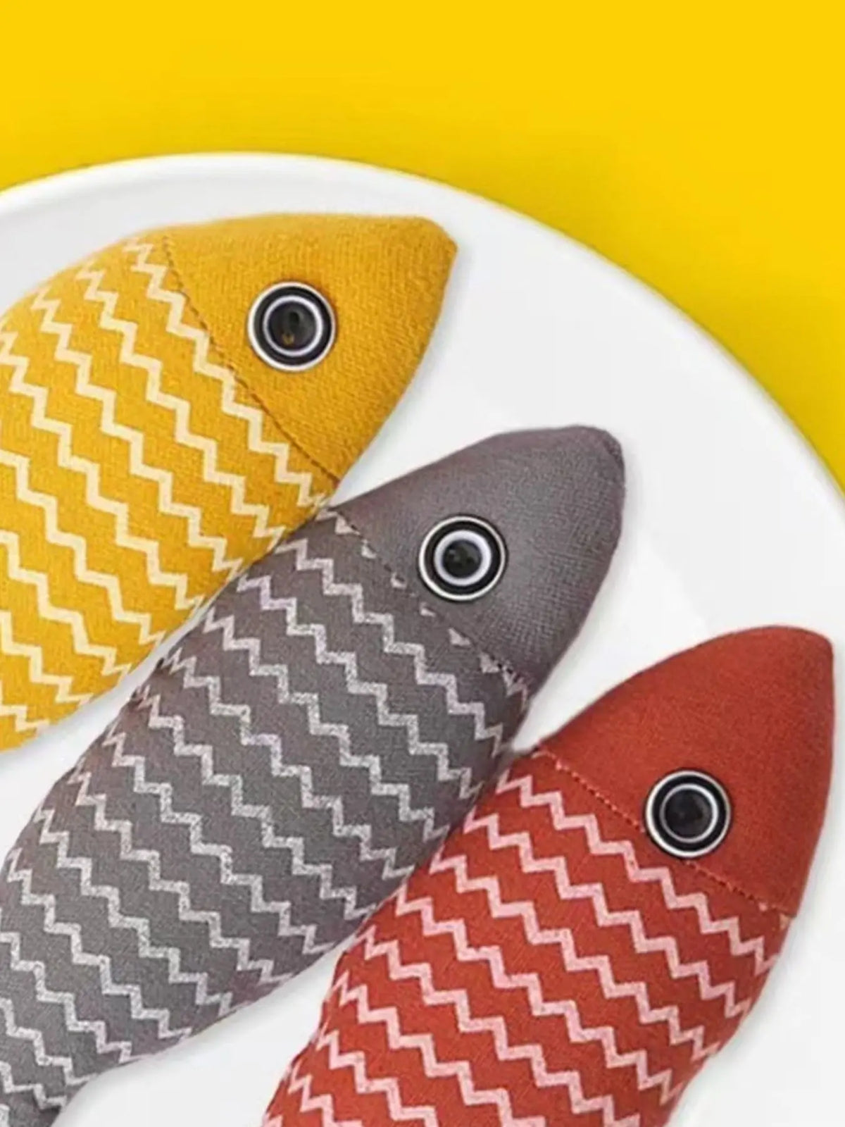Fish-Shaped Plush Pet Toy — photo 7