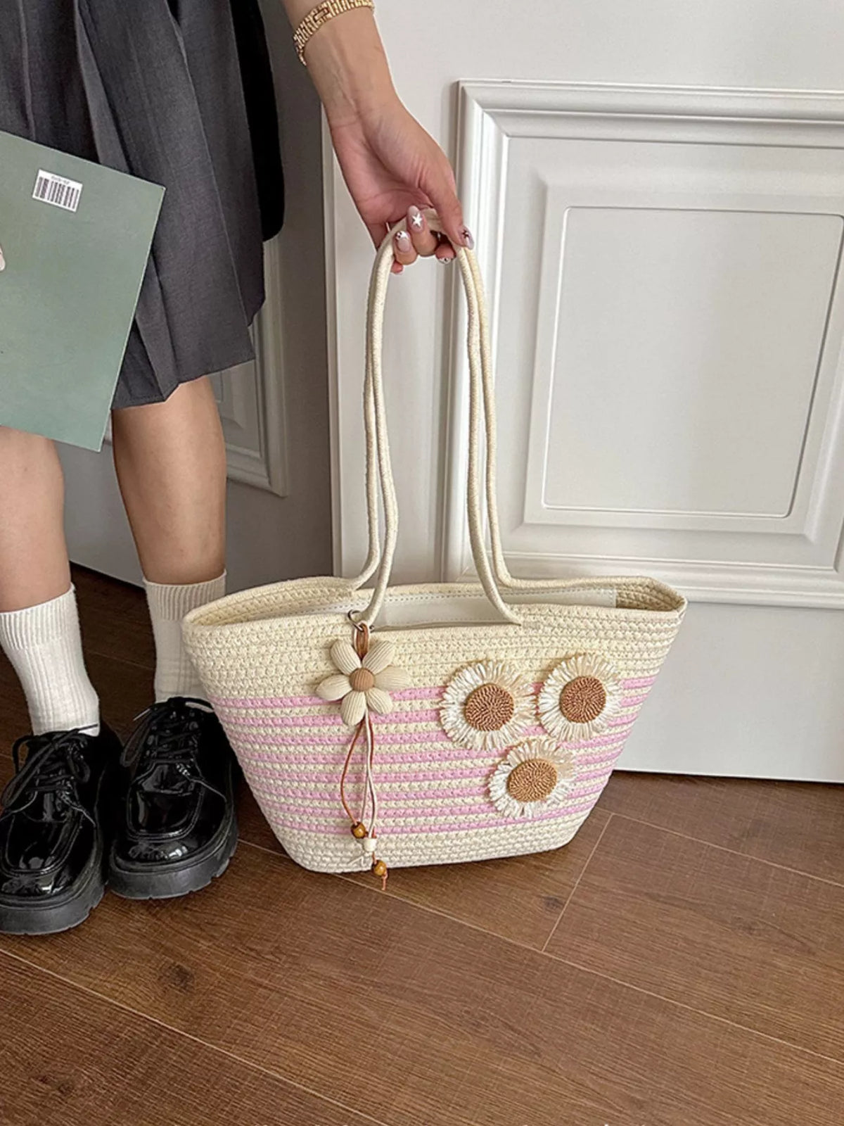 Pink Sunflower Straw-Woven Shoulder Bag