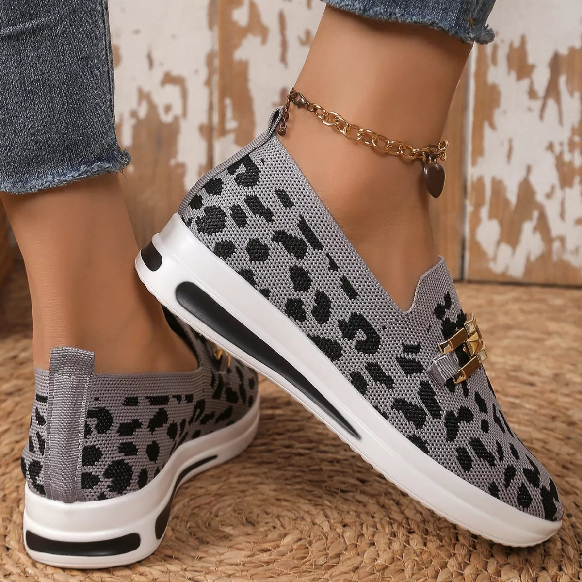 Women's Leopard Print Round Toe Slip-On Flats | Breathable Mesh Casual Shoes