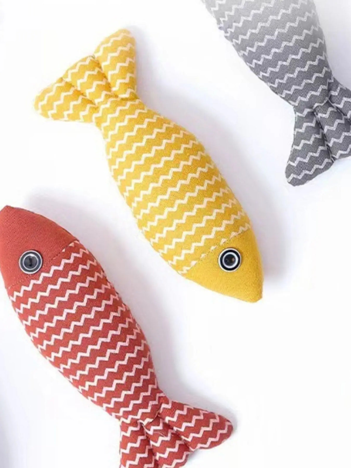 Fish-Shaped Plush Pet Toy — photo 9