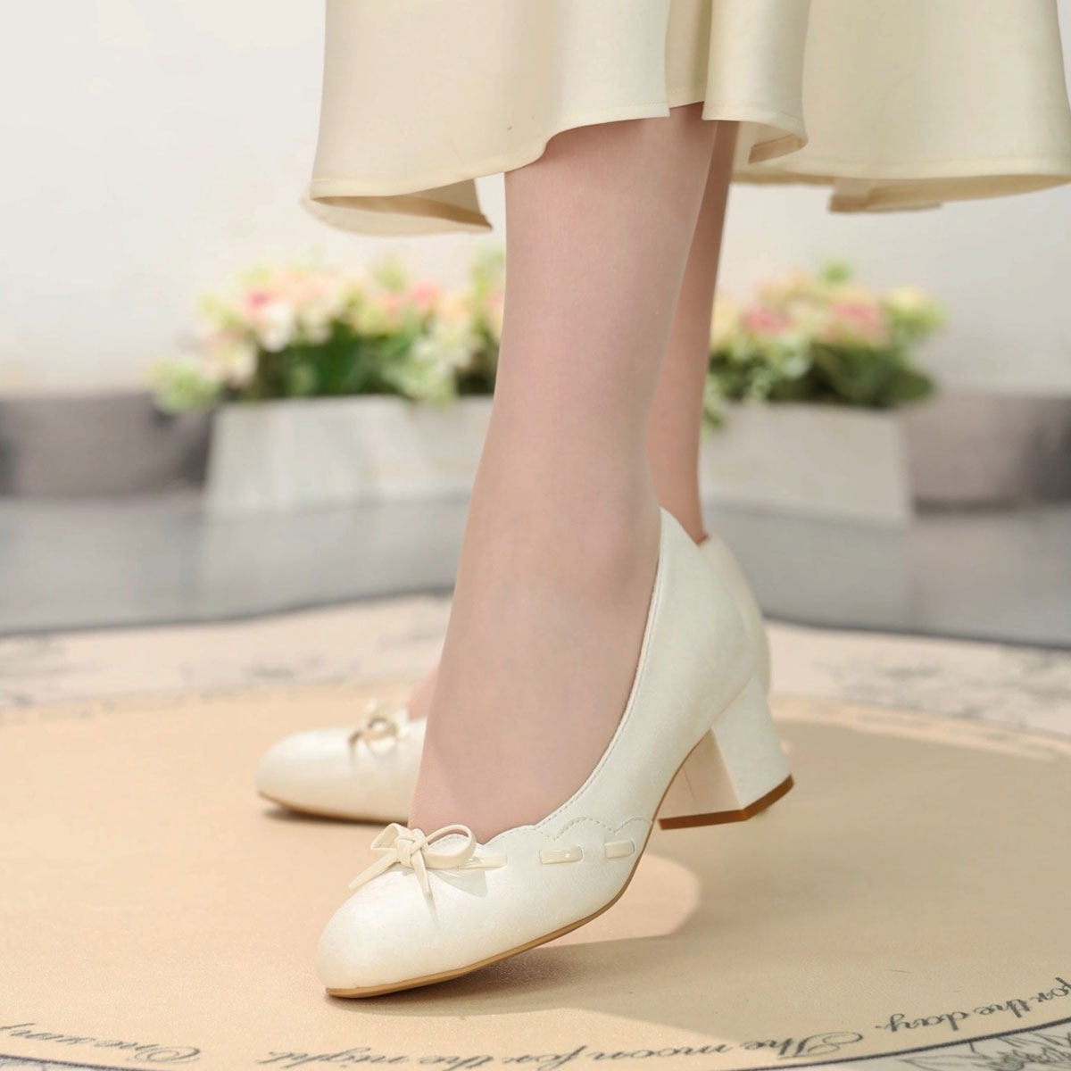 Women's Satin Bow Block Heel Pumps | Ivory Jacquard Slip-On Heels