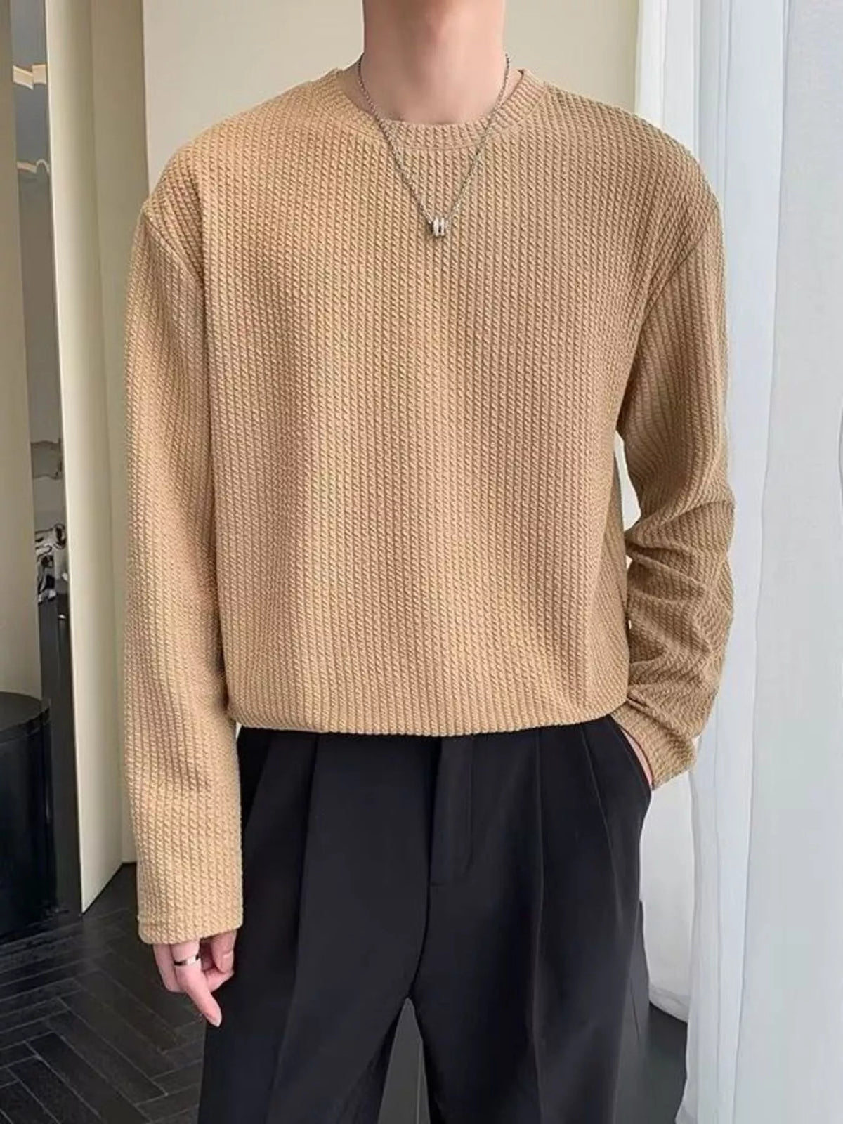Men’s Textured Waffle-Knit Long-Sleeve T-Shirt