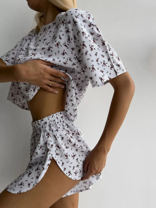 Another view: Floral Relaxed Top & Shorts Lounge Set