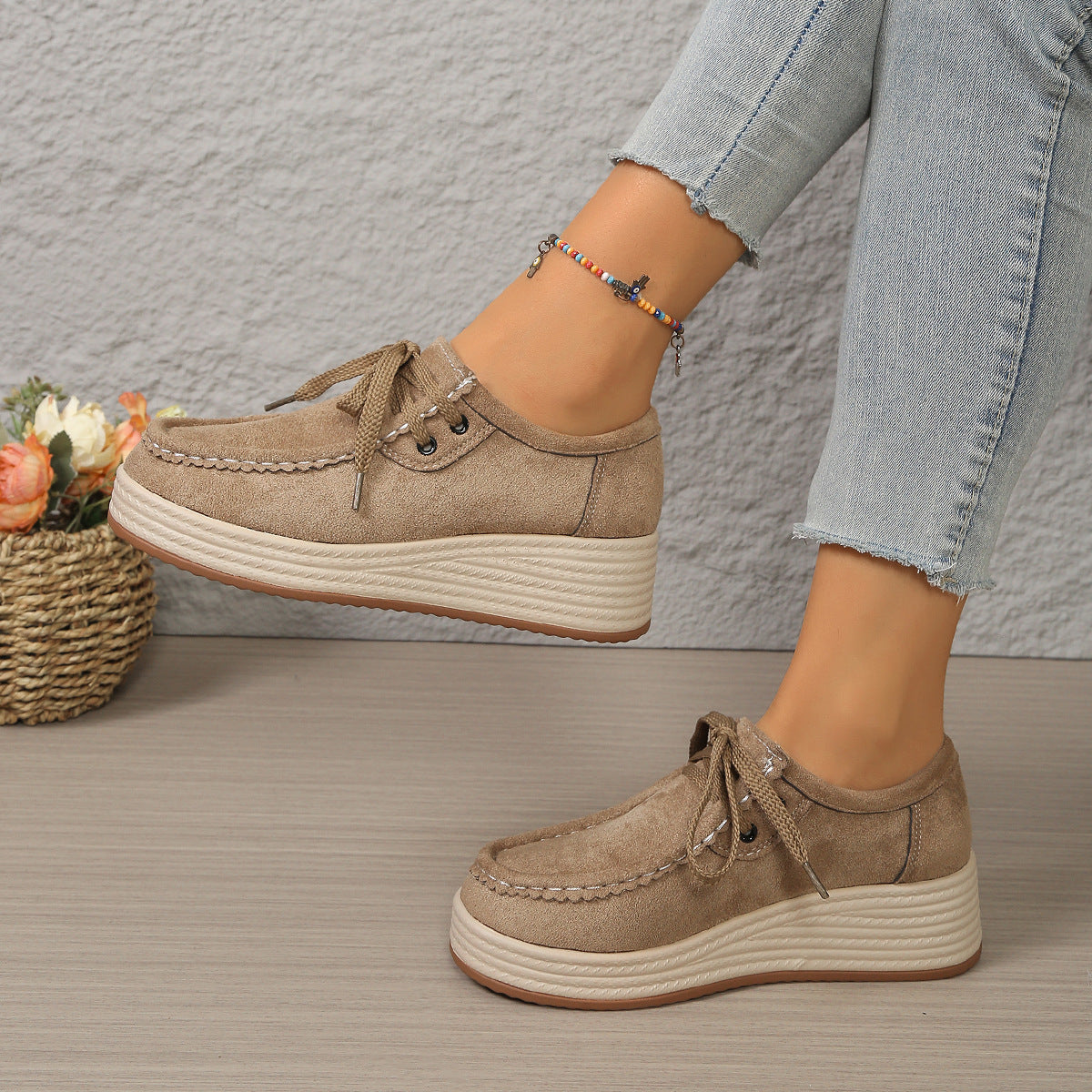 Women's Lace-Up Chunky Sole Pumps - Mid Heel Round Toe Casual Dress Shoes
