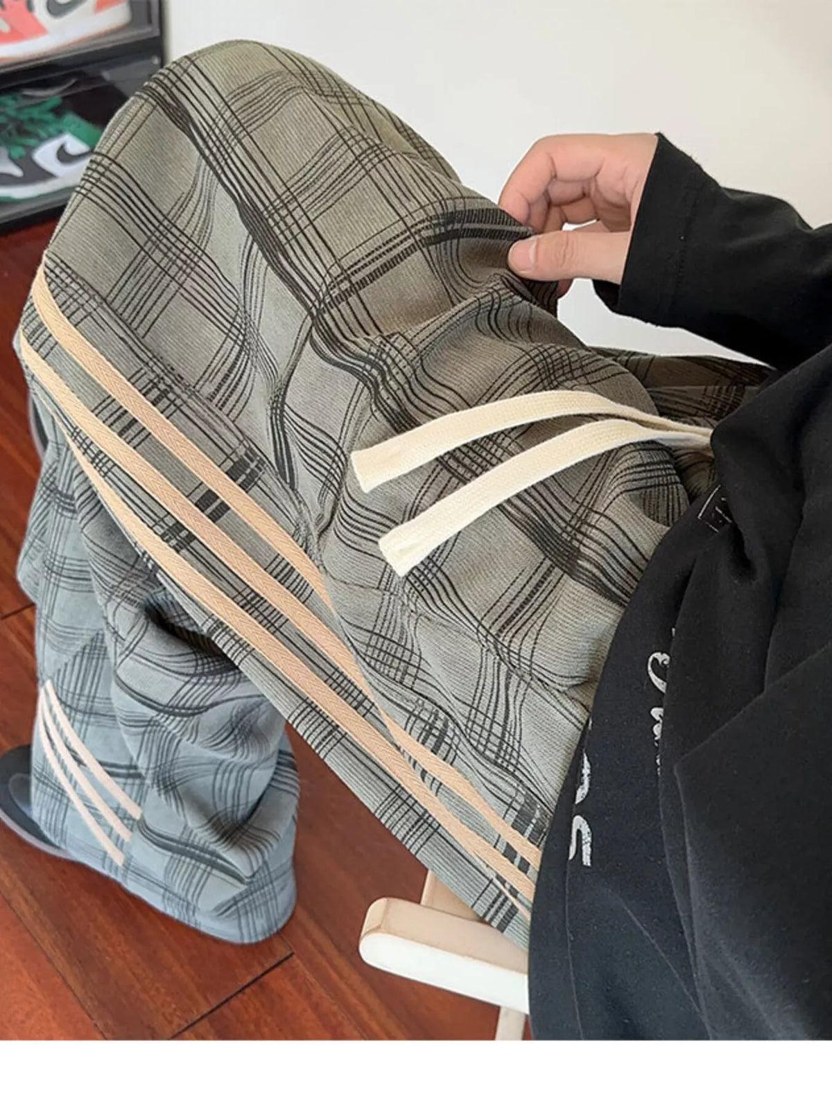 Men’s Plaid Wide-Leg Pants with Side Stripes