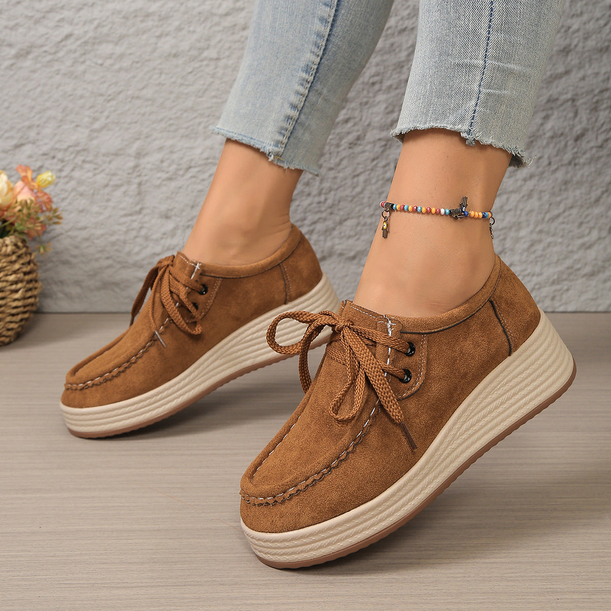 Women's Lace-Up Chunky Sole Pumps - Mid Heel Round Toe Casual Dress Shoes