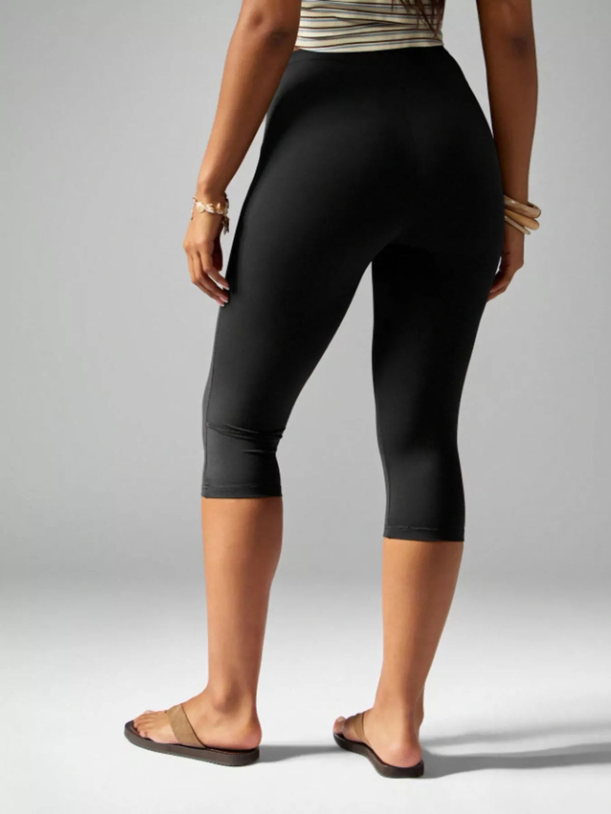 High-Waisted Capri Active Leggings