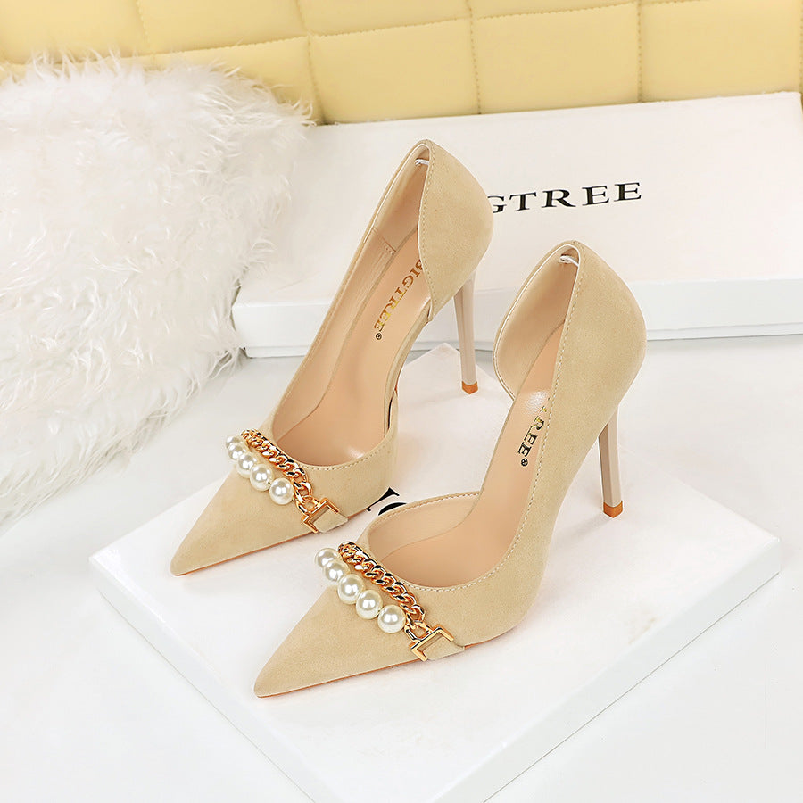 Women's Pearl-Embellished Metallic Chain Pointed-Toe Pumps - Elegant Side-Cutout Heels