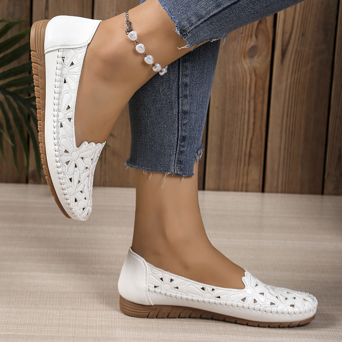 Women's Breathable Hollow-out Casual Flat Shoes | Floral PU Slip-On