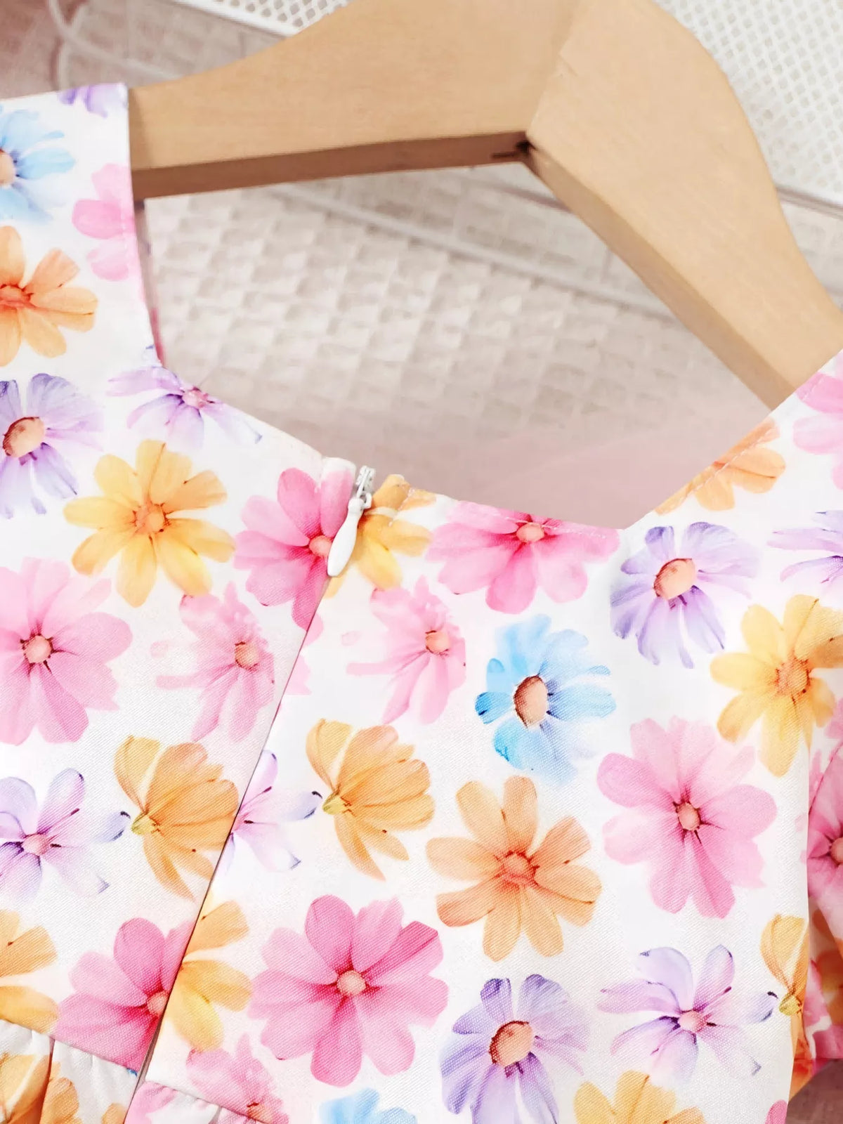 Floral Puff-Sleeve Ruffle-Hem Dress