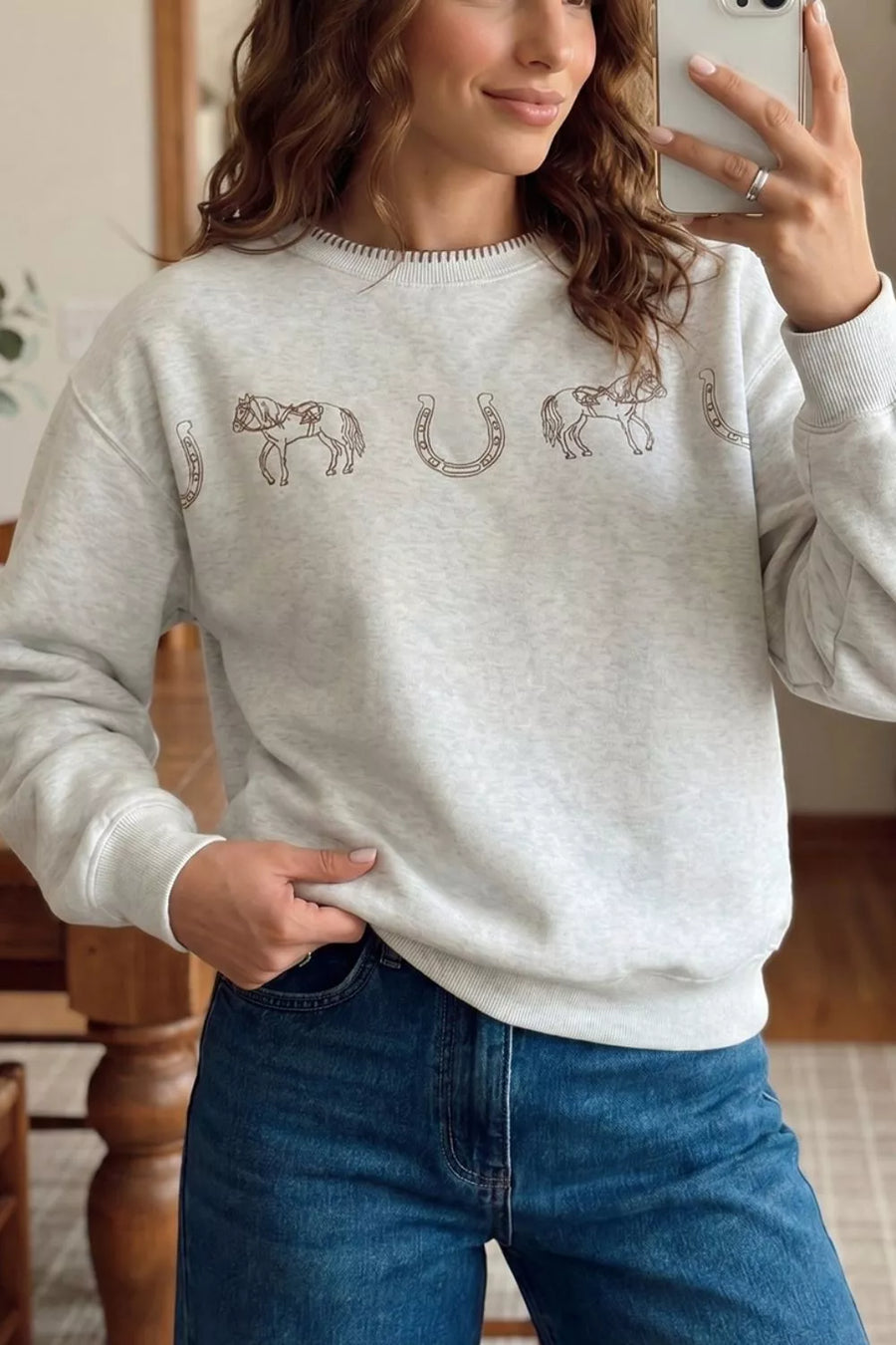 Graphic Round-Neck Casual Sweatshirt