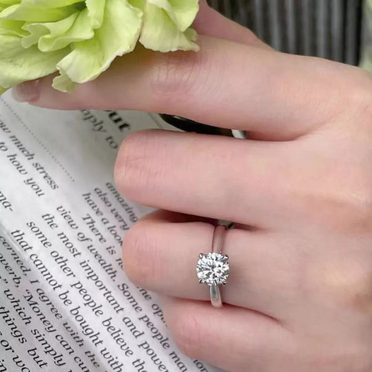 Another view: 2 Carat Moissanite 925 Sterling Silver Ring