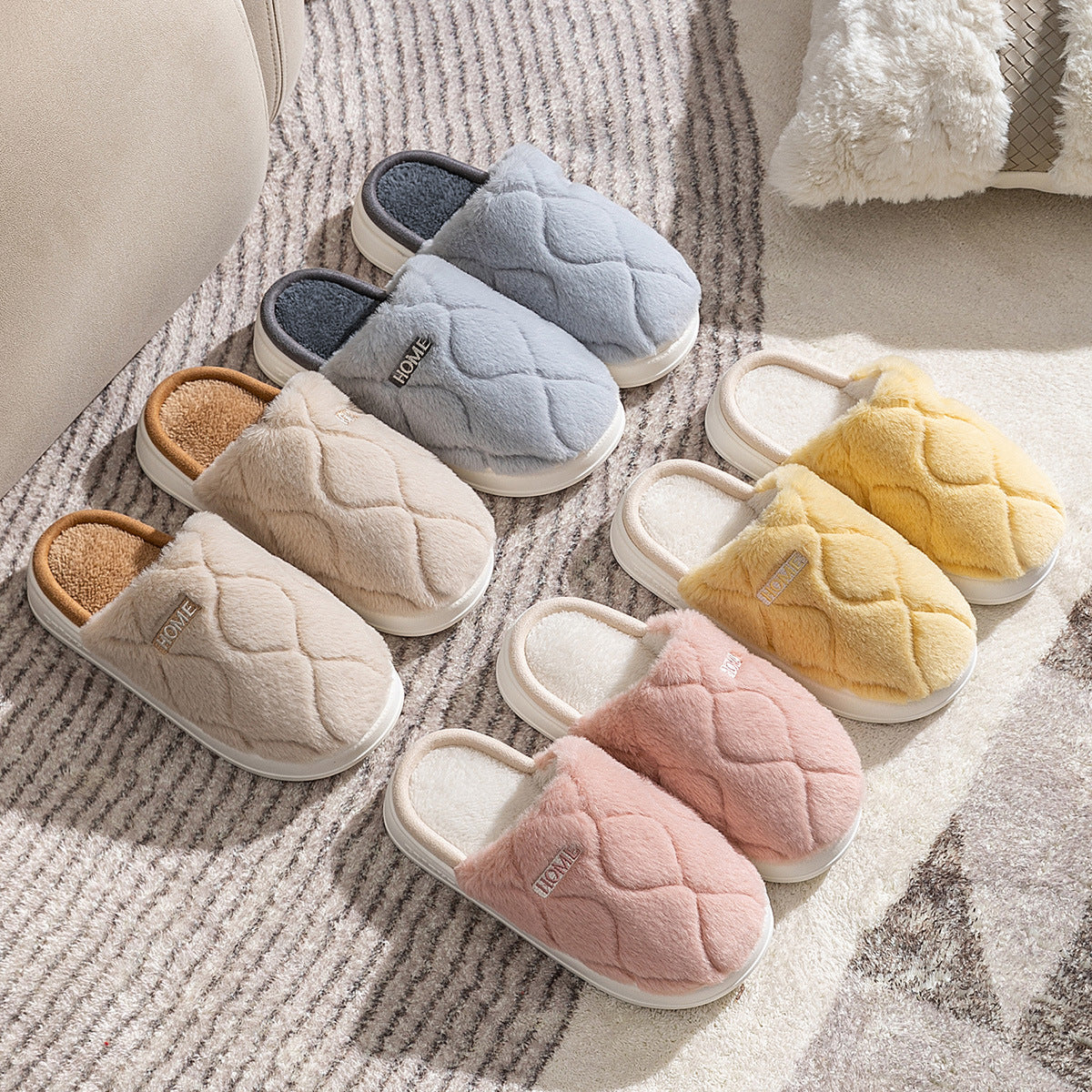 Women's Plush Slippers – Ultra-Soft Fleece Indoor House Shoes with Anti-Slip Sole